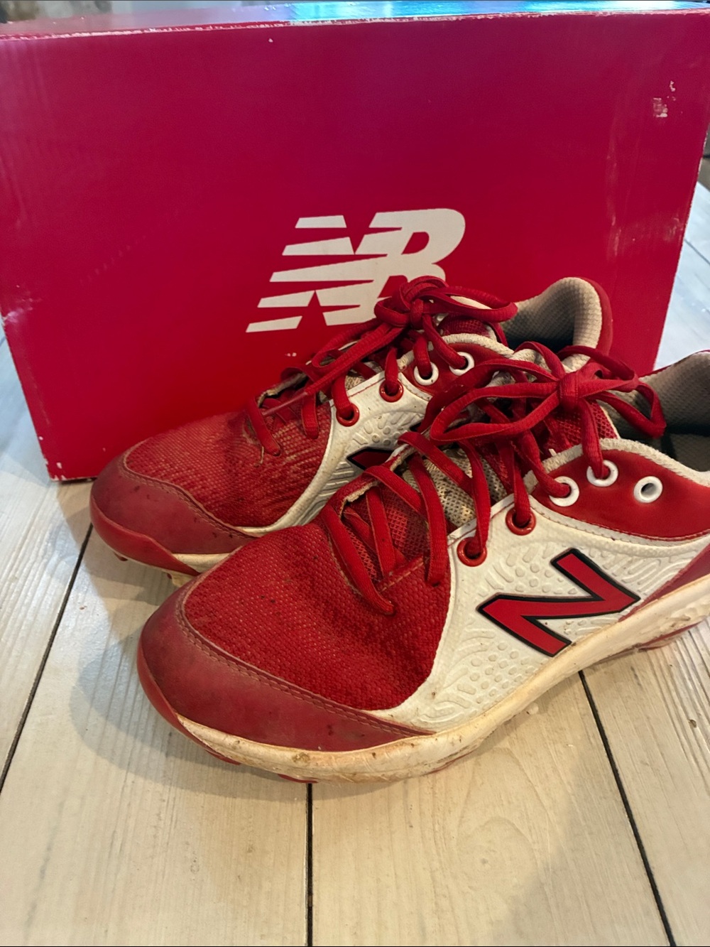 New balance, red and white